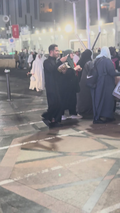 Gift Qur’ans in Masjid Al Haram, Makkah
